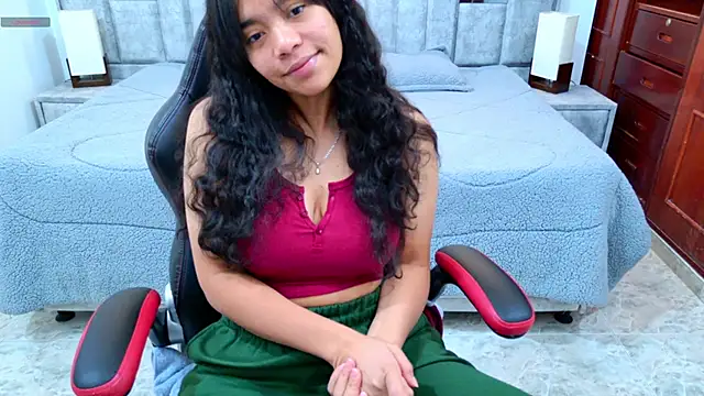 laureentt  online show from February 14, 3:14 am