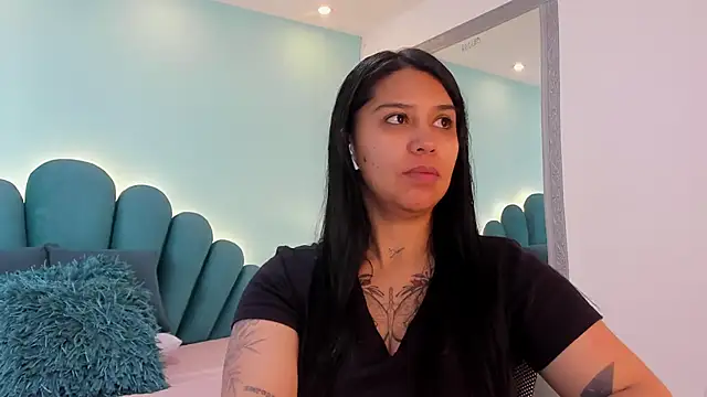 sharlott18 online show from March 14, 12:21 pm