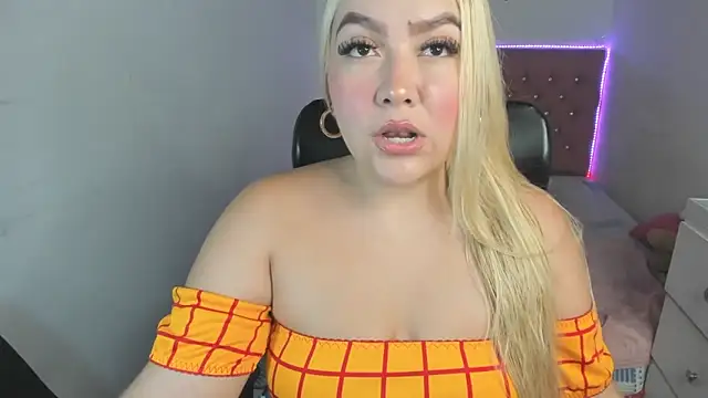 Celeste  sweetx online show from May 26, 6:04 pm