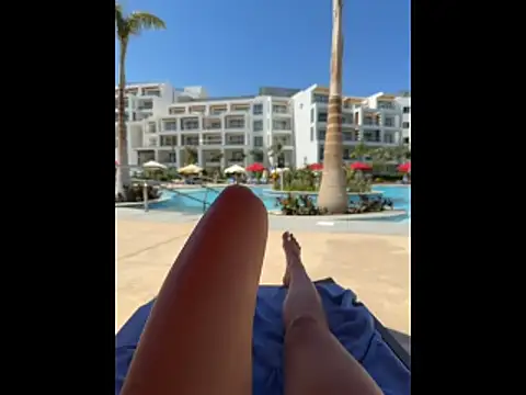 Snapshot of Miss_Flexi_fit chatting on June 29, 11:32 am Miss Flexi fit online show from June 29, 11:32 am
