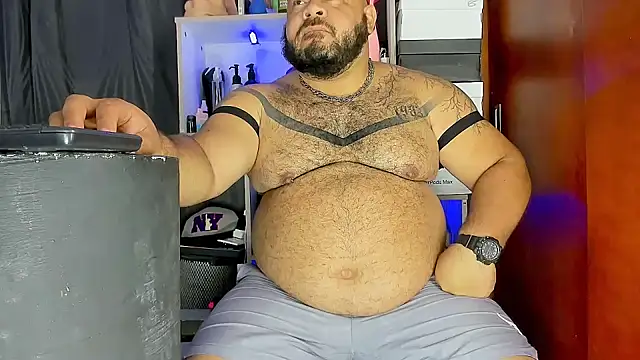 Latino bigcock online show from March 16, 3:47 am