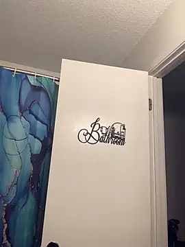 SweetHoneyBunz online show from December 4, 3:54 pm