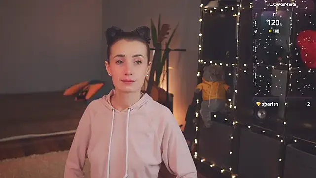 Snapshot of bananya_kitty chatting on February 10, 6:03 pm bananya kitty online show from February 10, 6:03 pm