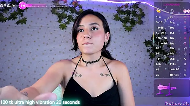 lunacandyy13 online show from February 24, 7:09 pm