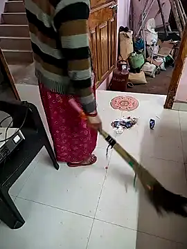 COUPLLE VILLAGE online show from January 13, 3:45 am