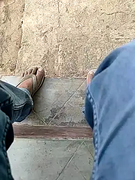 COUPLLE VILLAGE online show from March 8, 10:43 am