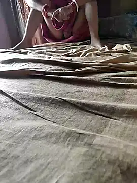 COUPLLE VILLAGE online show from September 17, 9:55 am