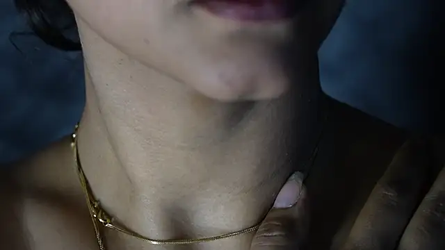 Snapshot of -AyeshaSinghania- chatting on January 30, 7:59 pm -AyeshaSinghania- online show from January 30, 7:59 pm