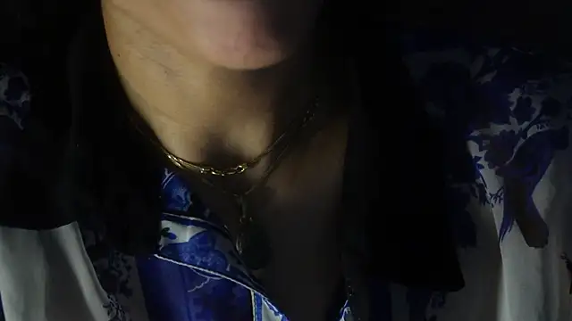 Snapshot of -AyeshaSinghania- chatting on October 31, 9:32 am -AyeshaSinghania- online show from October 31, 9:32 am