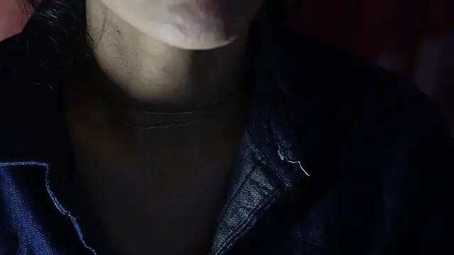 Snapshot of -AyeshaSinghania- chatting on November 27, 10:50 am -AyeshaSinghania- online show from November 27, 10:50 am