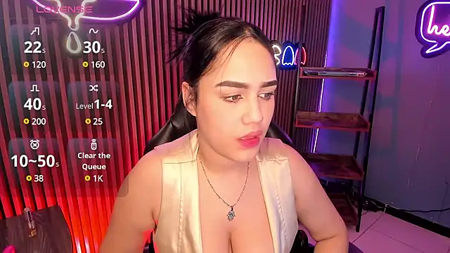 emily roberts1 online show from January 8, 9:10 am