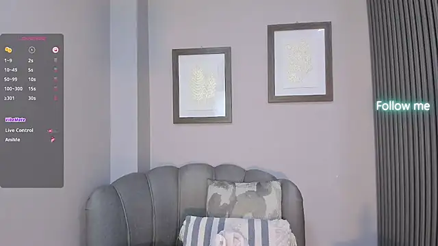 emily roberts1 online show from September 28, 5:24 am