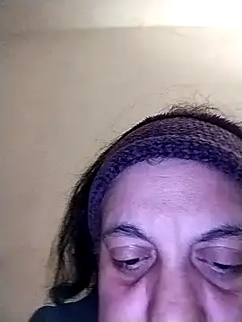 Snapshot of BustyBabyOfficial chatting on December 19, 2:13 pm BustyBabyOfficial online show from December 19, 2:13 pm