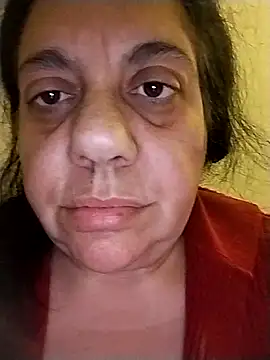 Snapshot of BustyBabyOfficial chatting on January 6, 12:27 am BustyBabyOfficial online show from January 6, 12:27 am