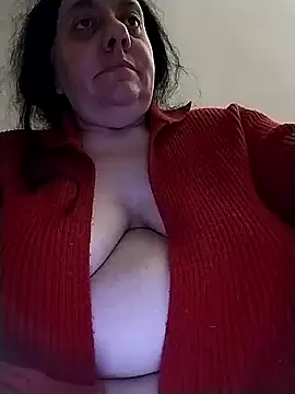 Snapshot of BustyBabyOfficial chatting on January 26, 10:24 pm BustyBabyOfficial online show from January 26, 10:24 pm