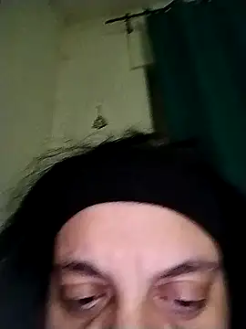 Snapshot of BustyBabyOfficial chatting on February 6, 8:45 pm BustyBabyOfficial online show from February 6, 8:45 pm