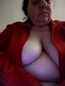 Snapshot of BustyBabyOfficial chatting on February 13, 1:37 pm BustyBabyOfficial online show from February 13, 1:37 pm