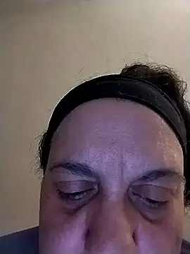 Snapshot of BustyBabyOfficial chatting on March 9, 1:04 pm BustyBabyOfficial online show from March 9, 1:04 pm