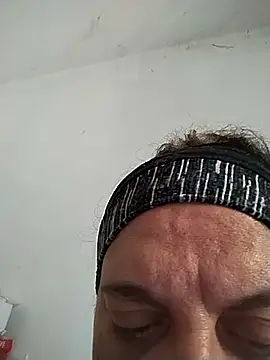 Snapshot of BustyBabyOfficial chatting on September 20, 11:33 am BustyBabyOfficial online show from September 20, 11:33 am