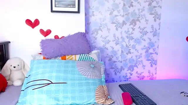 vanessa cute1 online show from May 9, 5:40 pm