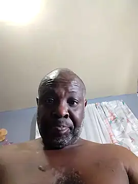 Snapshot of macnificent1fr chatting on February 16, 5:59 am macnificent1fr online show from February 16, 5:59 am