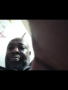 Snapshot of macnificent1fr chatting on October 19, 2:01 am macnificent1fr online show from October 19, 2:01 am