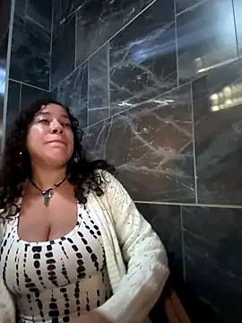 Bigbuttbrooklynn online show from October 27, 5:55 am