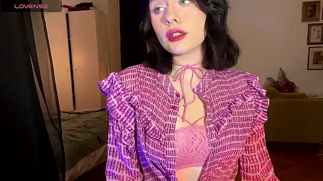 sunshine lina online show from December 7, 7:54 pm