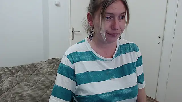 Snapshot of cumfun chatting on December 22, 10:07 pm cumfun online show from December 22, 10:07 pm