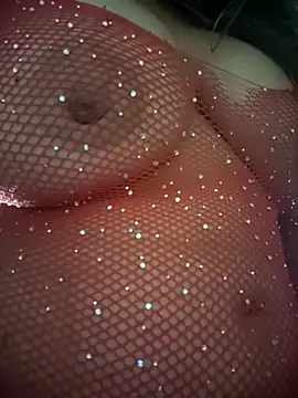 Briiiaa online show from November 2, 9:28 pm