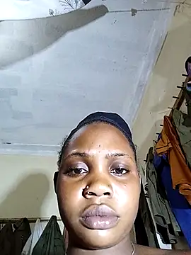 Snapshot of booty_big chatting on February 14, 8:00 am booty big online show from February 14, 8:00 am