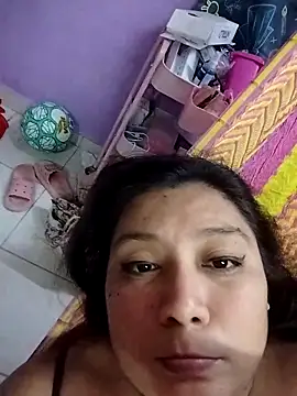 Snapshot of aniv96 chatting on October 14, 5:41 am aniv96 online show from October 14, 5:41 am