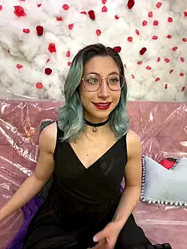 Snapshot of SkarletJhonson_ chatting on September 27, 7:24 am SkarletJhonson online show from September 27, 7:24 am