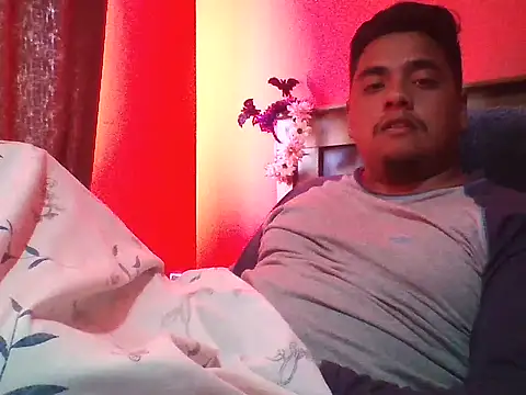 negritoo xx online show from November 19, 12:05 pm