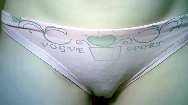 VikkyVikiss online show from September 25, 4:11 pm