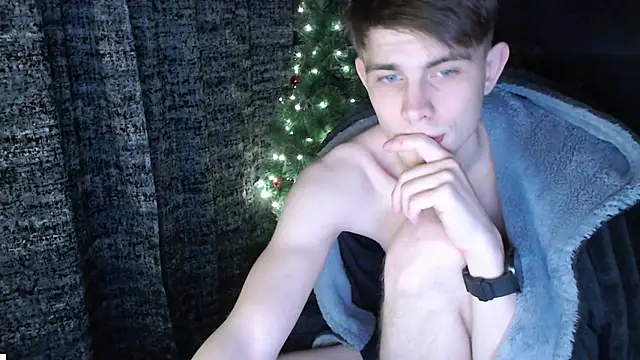 Snapshot of Student_Oliver chatting on January 8, 7:16 pm Student Oliver online show from January 8, 7:16 pm