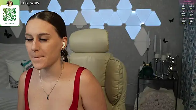 Snapshot of HarleyDeess chatting on January 31, 10:31 pm HarleyDeess online show from January 31, 10:31 pm