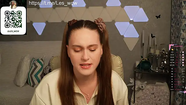 HarleyDeess online show from October 25, 7:52 pm