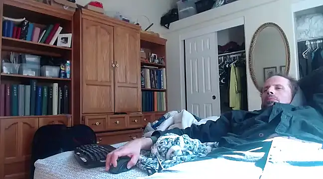 HandsumHungDaddy online show from March 17, 6:11 pm