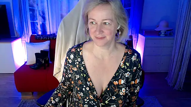 MarleneBloem online show from October 13, 6:13 am