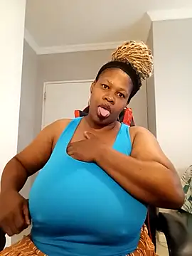 bustylisa1983 online show from January 20, 1:53 pm