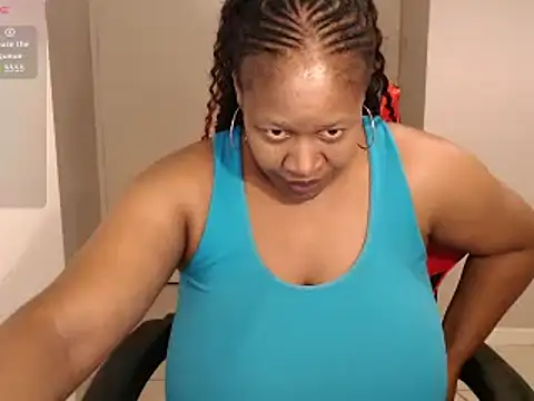 bustylisa1983 online show from March 15, 5:19 am