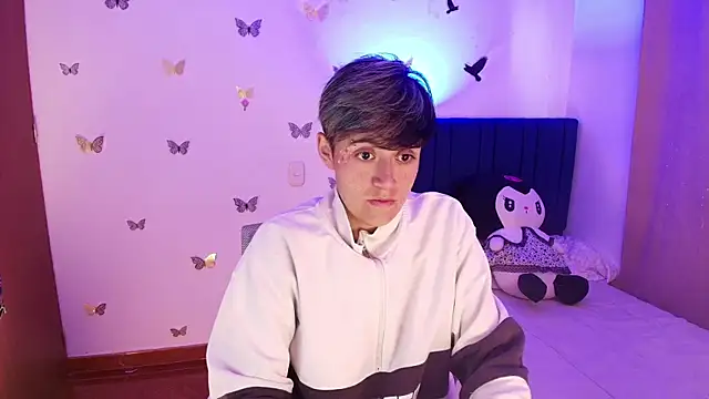 9 Fernanda 9 online show from November 18, 12:20 pm