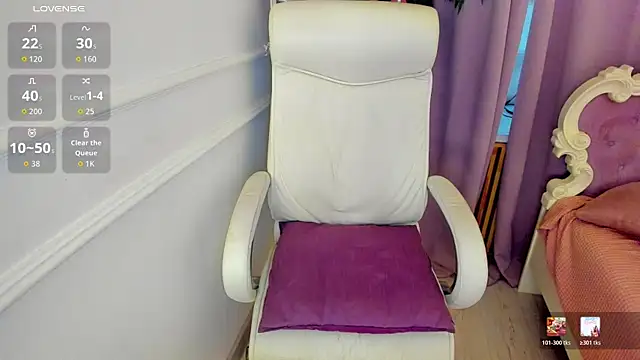 Lily Marlin online show from July 17, 4:52 am