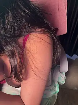 sexy-simmy online show from April 4, 6:49 pm