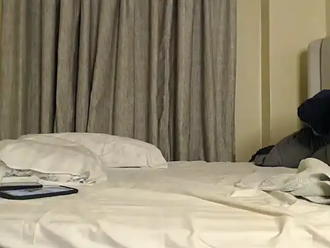 CurvyGlass online show from March 12, 12:20 am