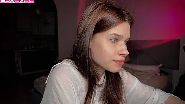 Snapshot of YourOblivion chatting on March 21, 5:34 pm YourOblivion online show from March 21, 5:34 pm