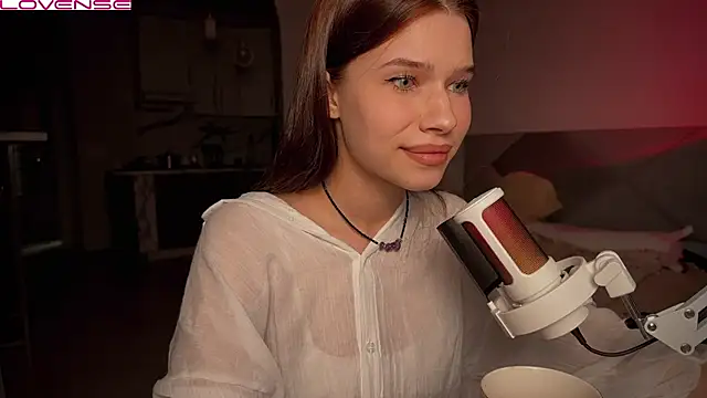 Snapshot of YourOblivion chatting on March 21, 8:40 pm YourOblivion online show from March 21, 8:40 pm