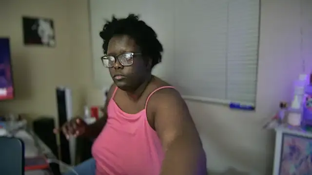 Snapshot of Yagurl__west chatting on March 5, 2:36 am Yagurl west online show from March 5, 2:36 am