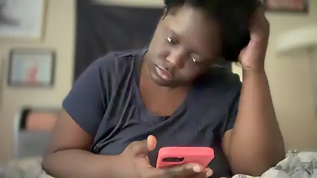 Snapshot of Yagurl__west chatting on March 13, 7:28 pm Yagurl west online show from March 13, 7:28 pm